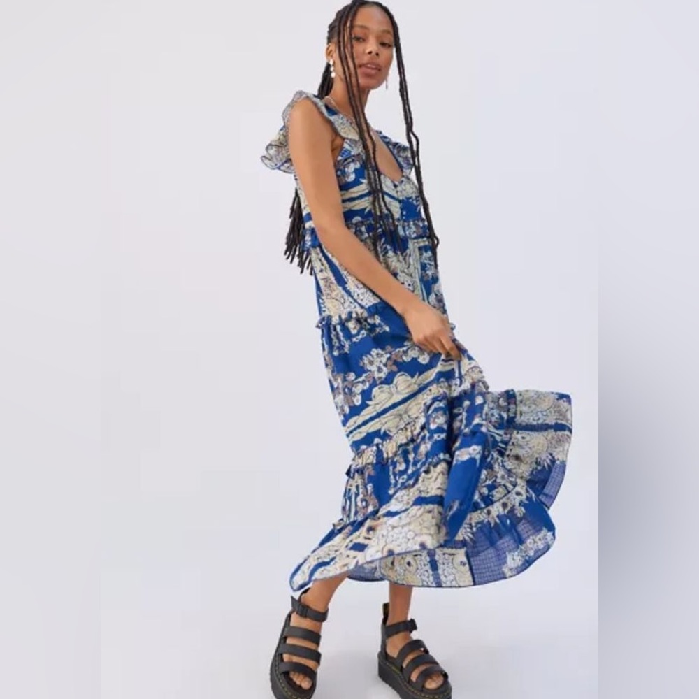 UO Magnolia Ruffle Maxi Dress Size Small